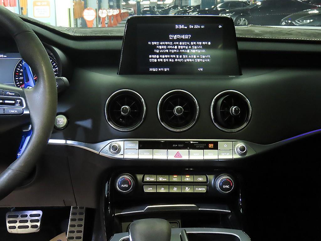 KIA Stinger - Vista 11