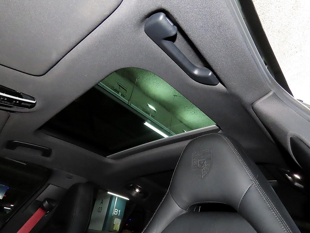 Porsche Panamera 2021 Negro - Importación desde Corea - HF Imports Iquique - Foto 15
