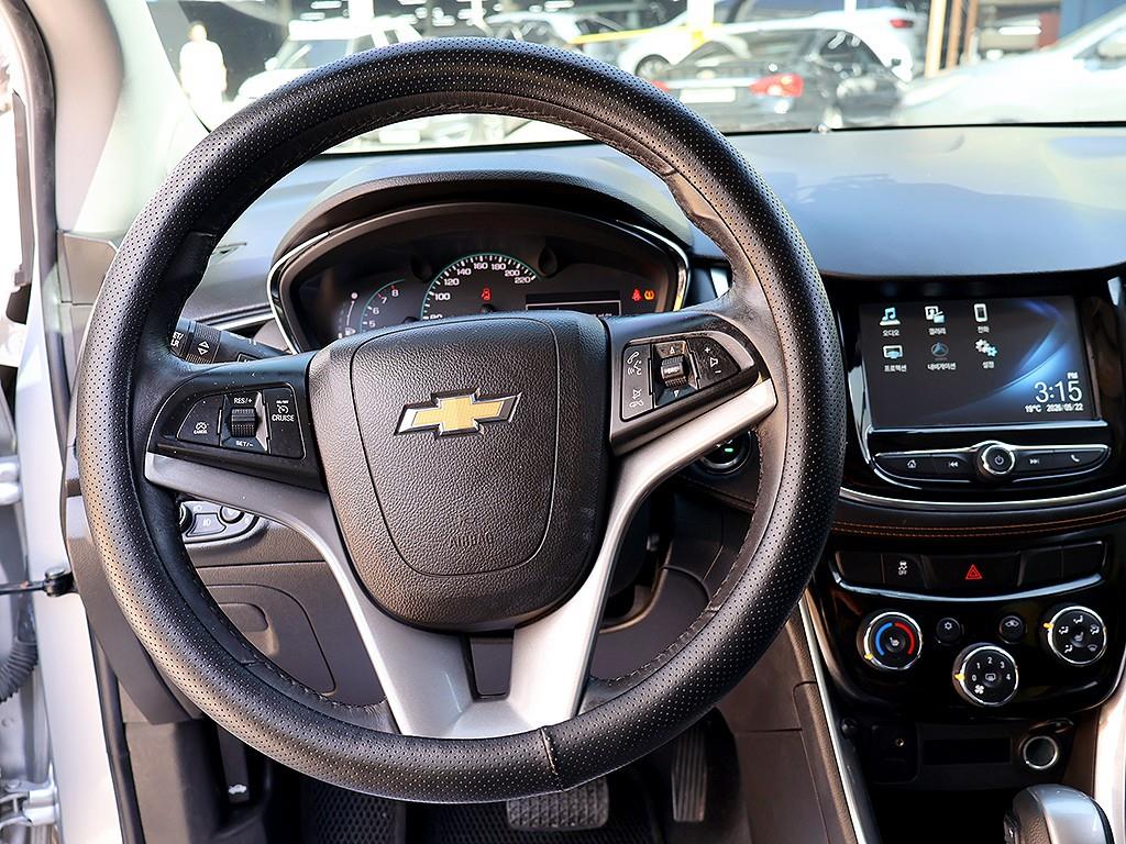 Chevrolet Trax 2017 Plateado - Importación desde Corea - HF Imports Iquique - Foto 8