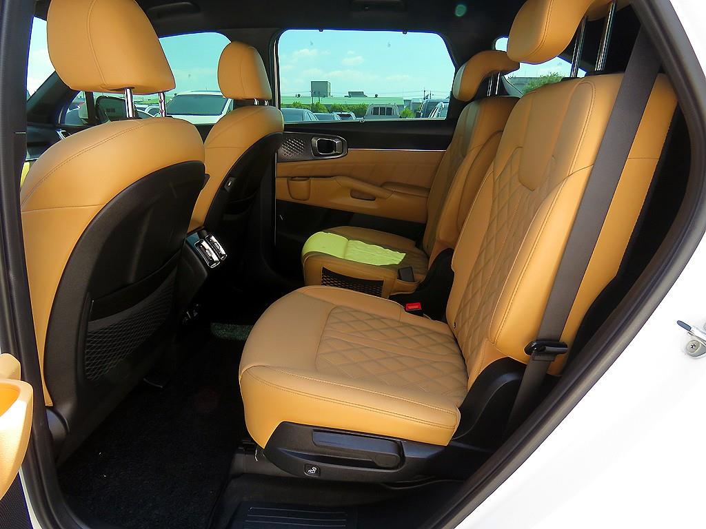 KIA Sorento - Vista 7