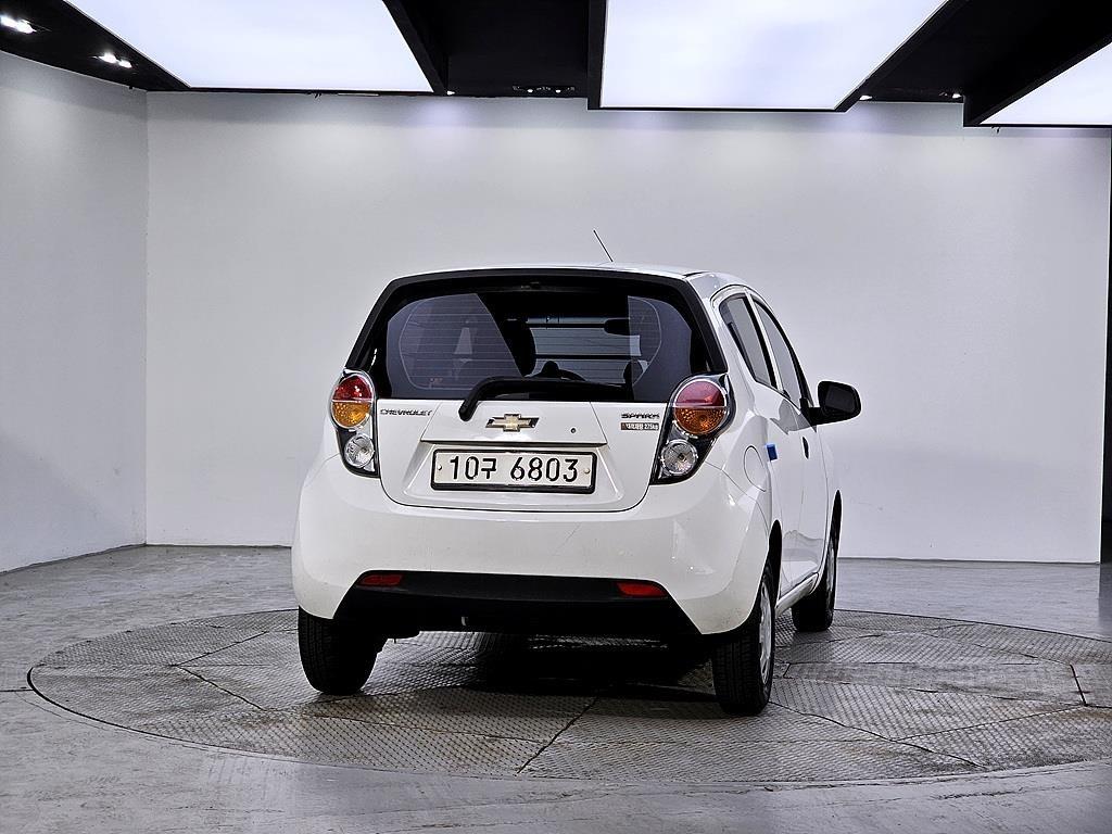Chevrolet Spark - Vista 3