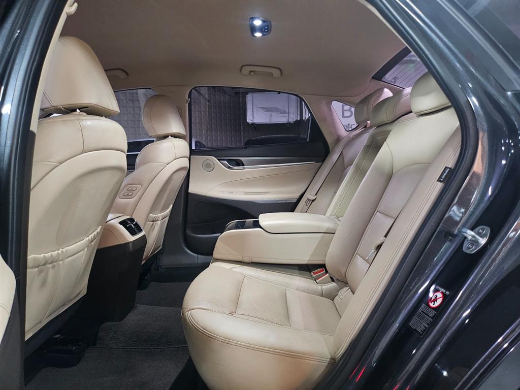 HYUNDAI Grandeur - Vista 2