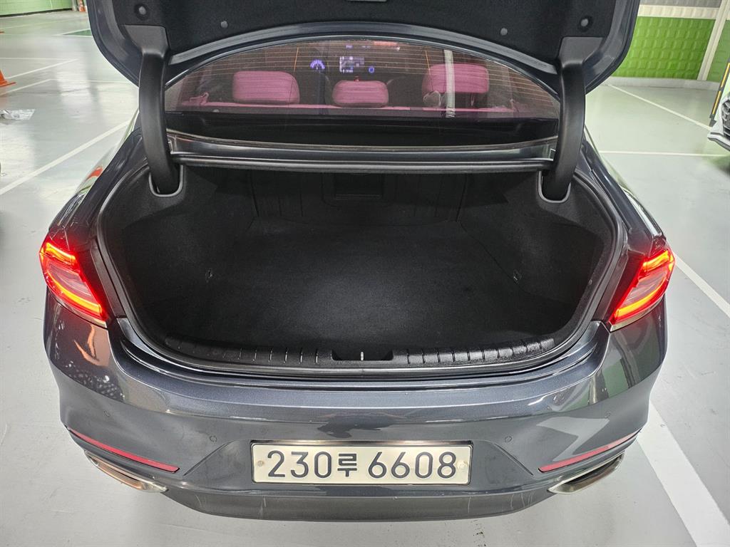 HYUNDAI Grandeur - Vista 7