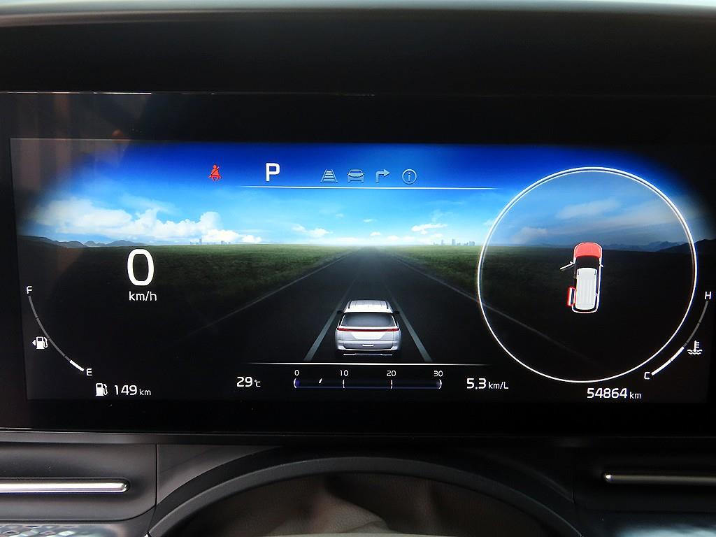 KIA Carnival - Vista 9