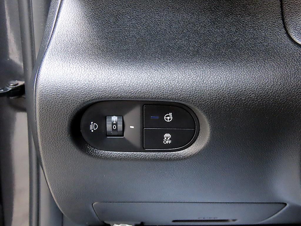 HYUNDAI Casper - Vista 12