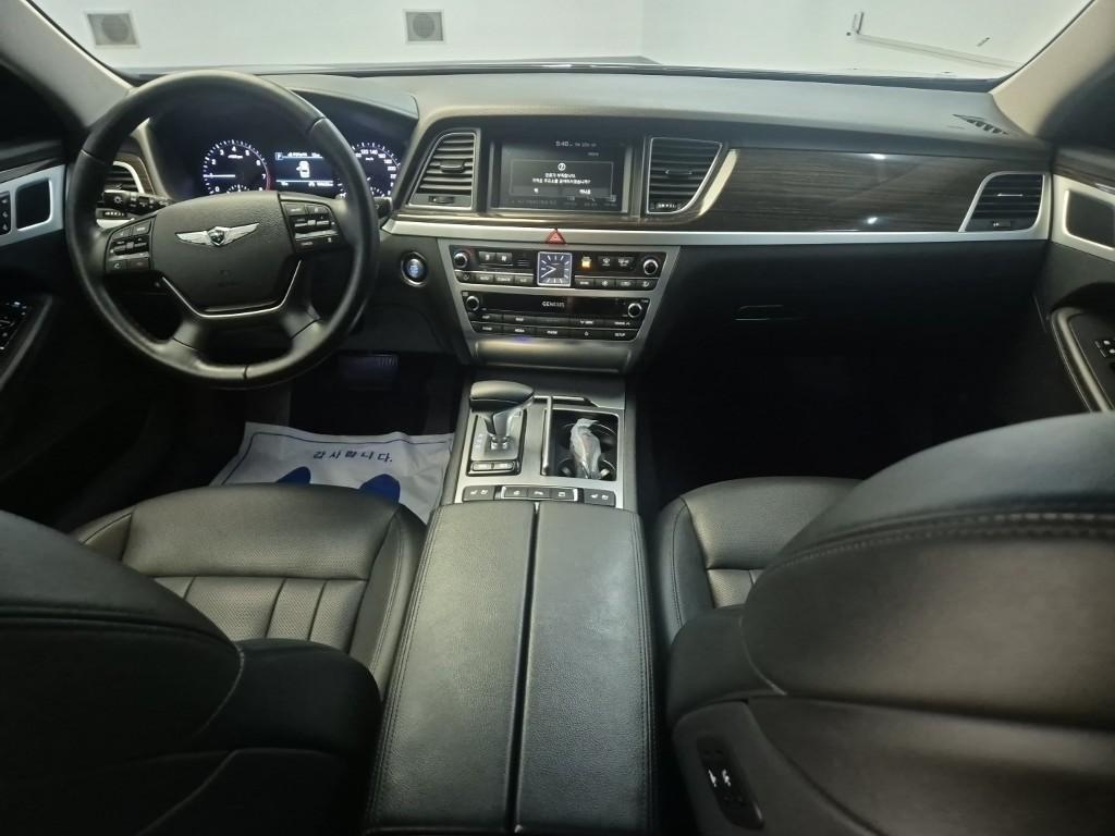 Genesis G80 - Vista 7