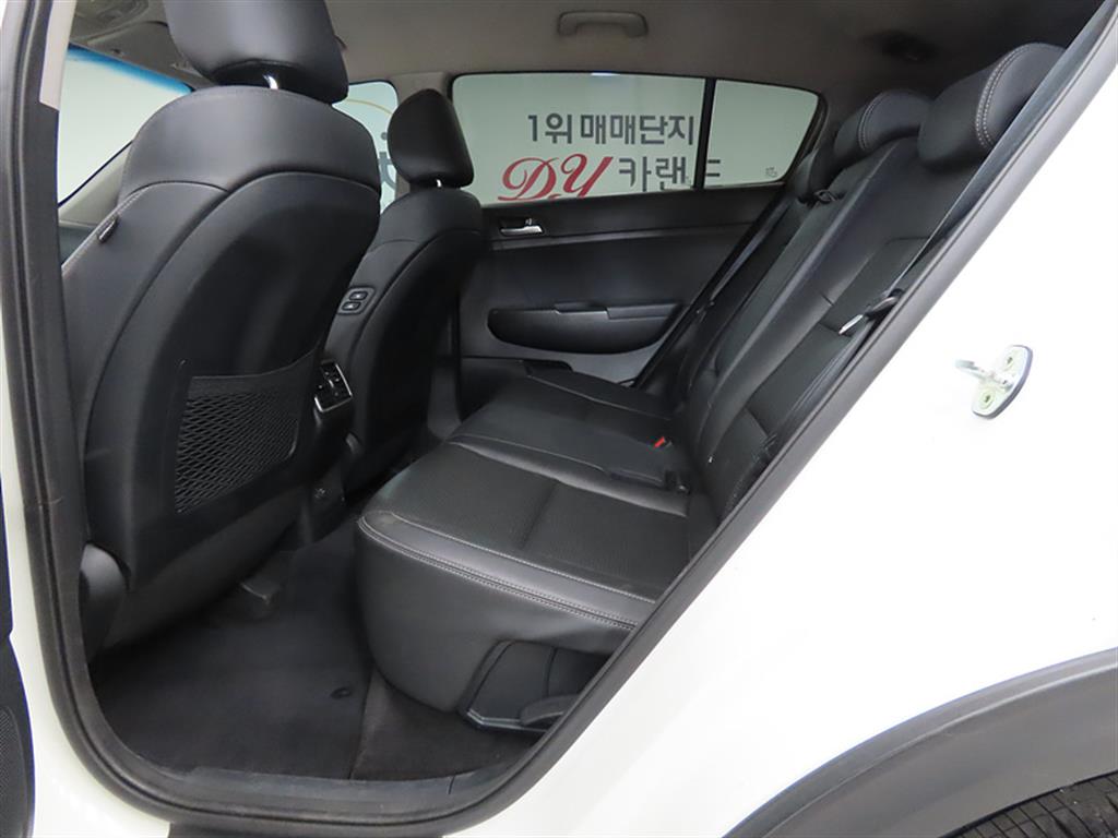 KIA Sportage - Vista 6