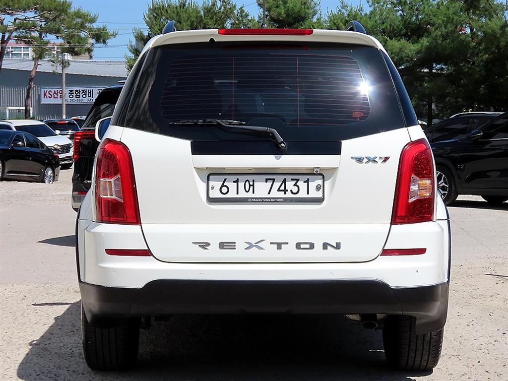 Ssangyong Rexton - Vista 4