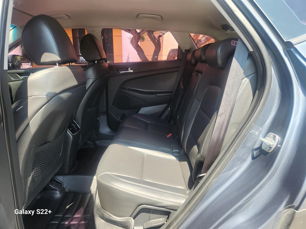 HYUNDAI Tucson - Vista 10