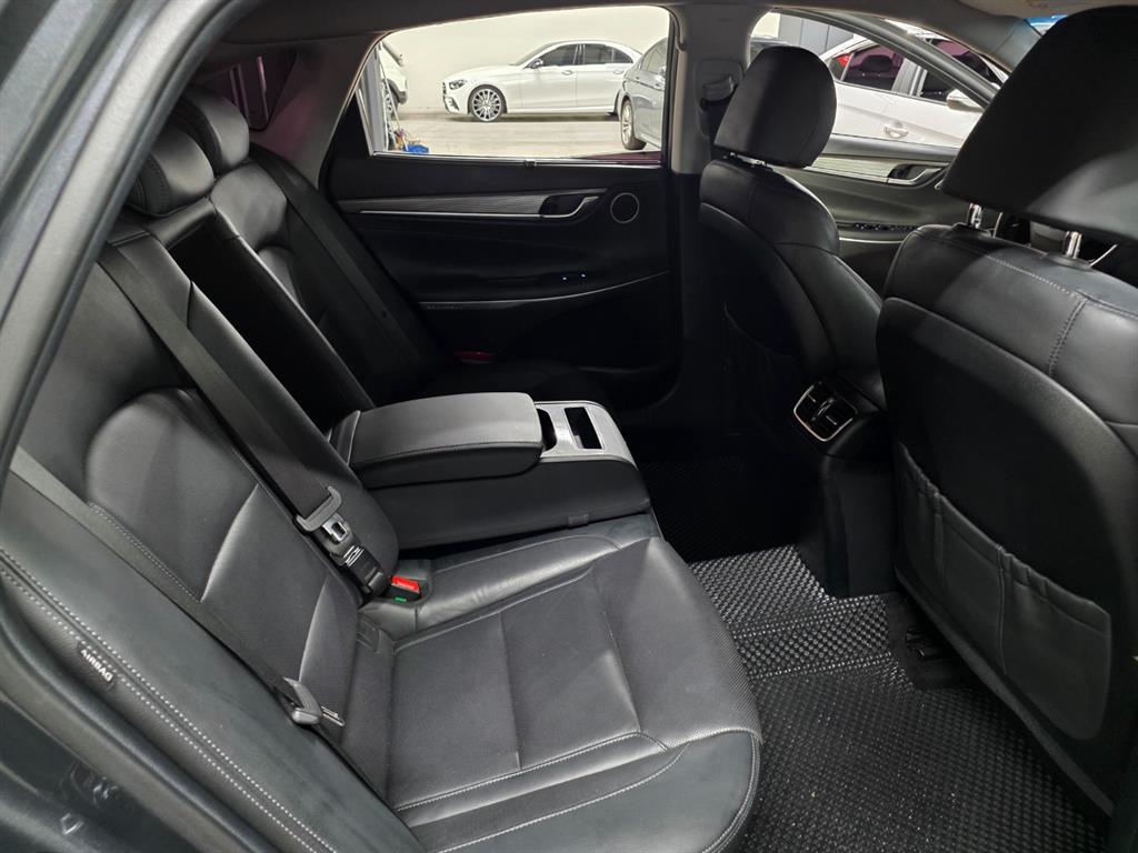 HYUNDAI Grandeur 2018 Negro - Importación desde Corea - HF Imports Iquique - Foto 16