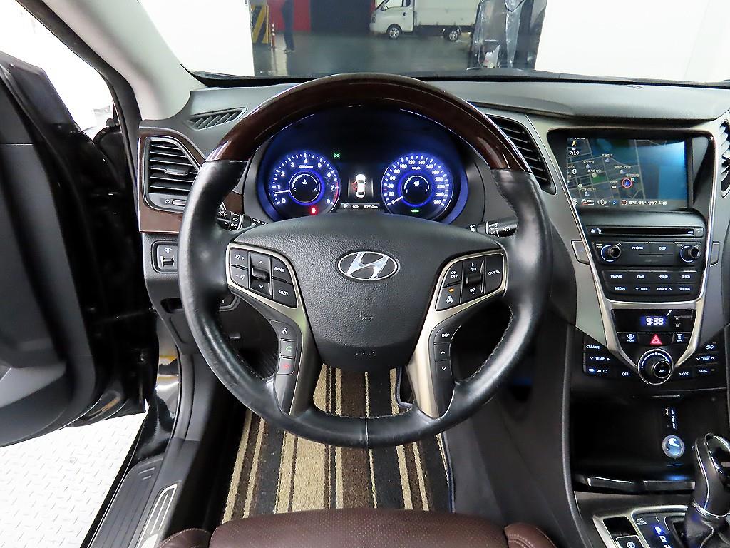 HYUNDAI Grandeur - Vista 9