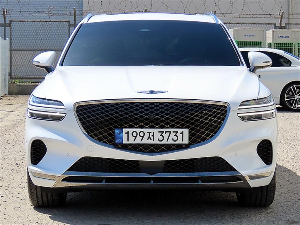 Genesis GV70 2023 Blanco - Importación desde Corea - HF Imports Iquique - Foto 1