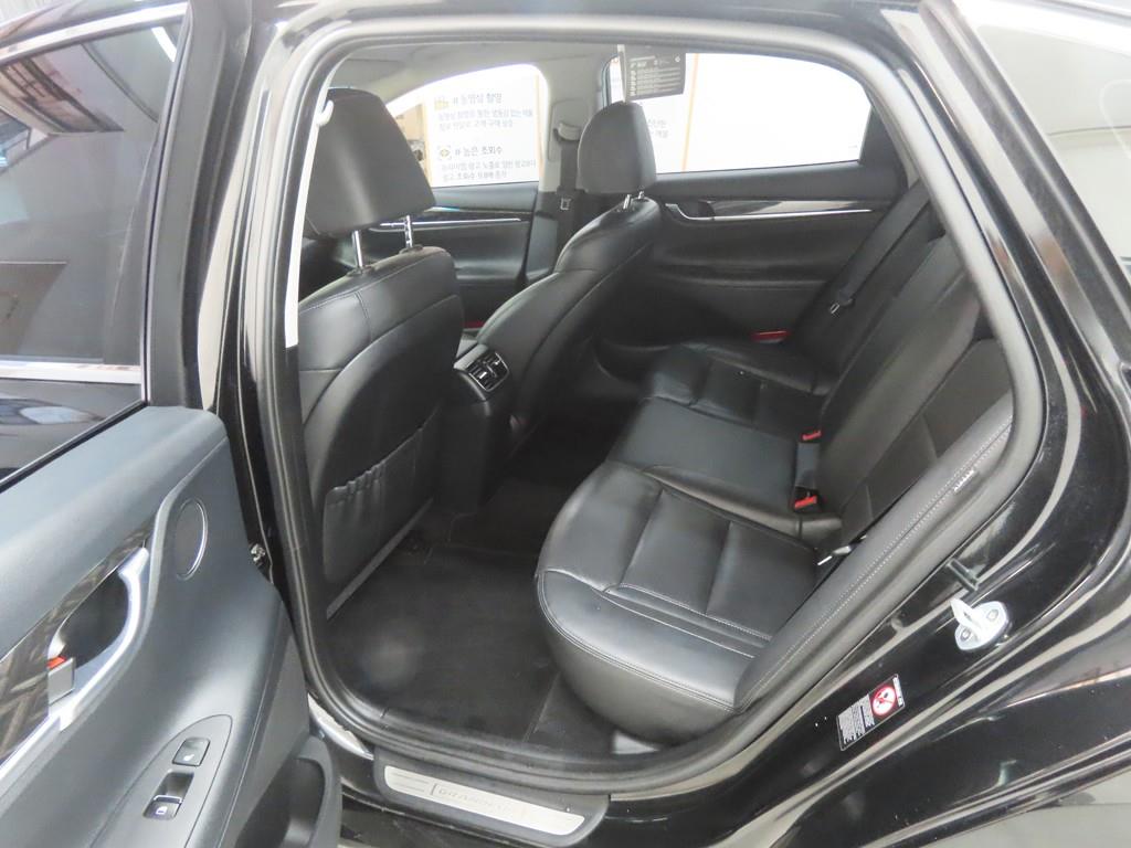 HYUNDAI Grandeur - Vista 6