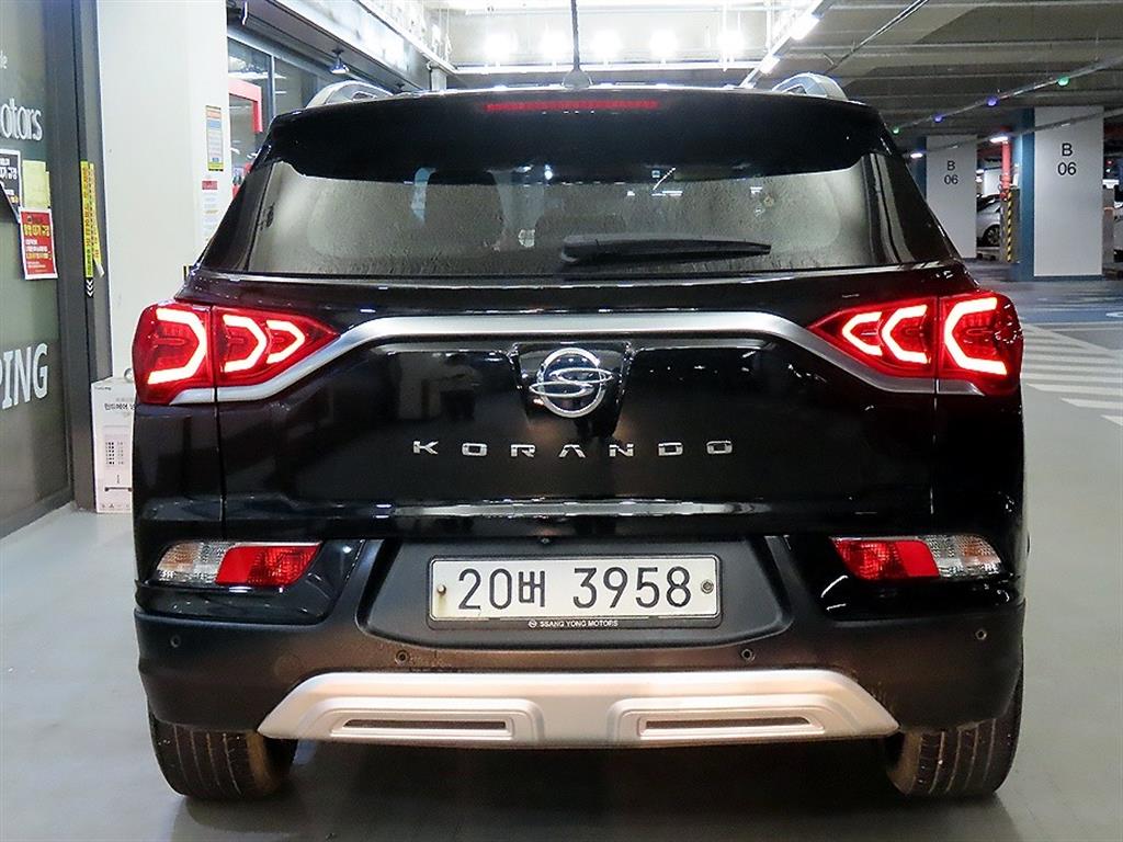 Ssangyong Korando - Vista 5