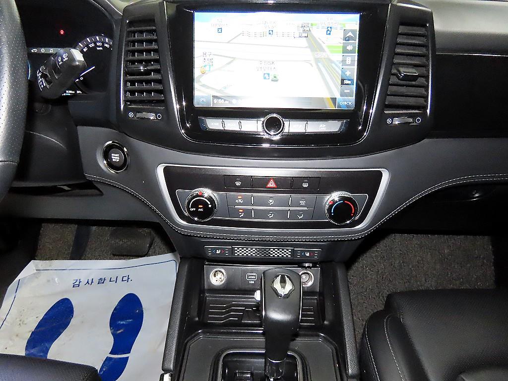 Ssangyong Rexton - Vista 11