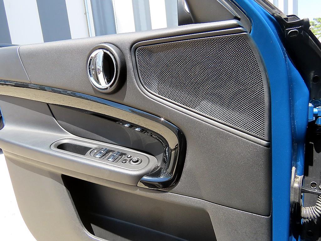 Mini Countryman - Vista 12