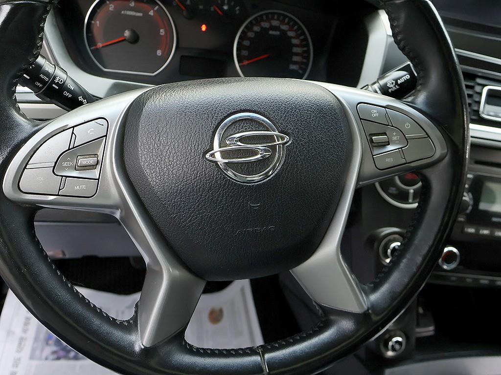 Ssangyong Korando - Vista 8