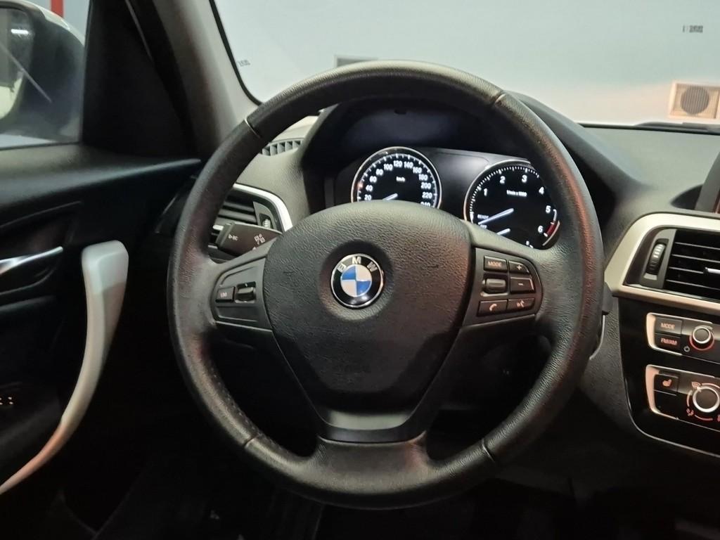 BMW 1 series - Vista 9