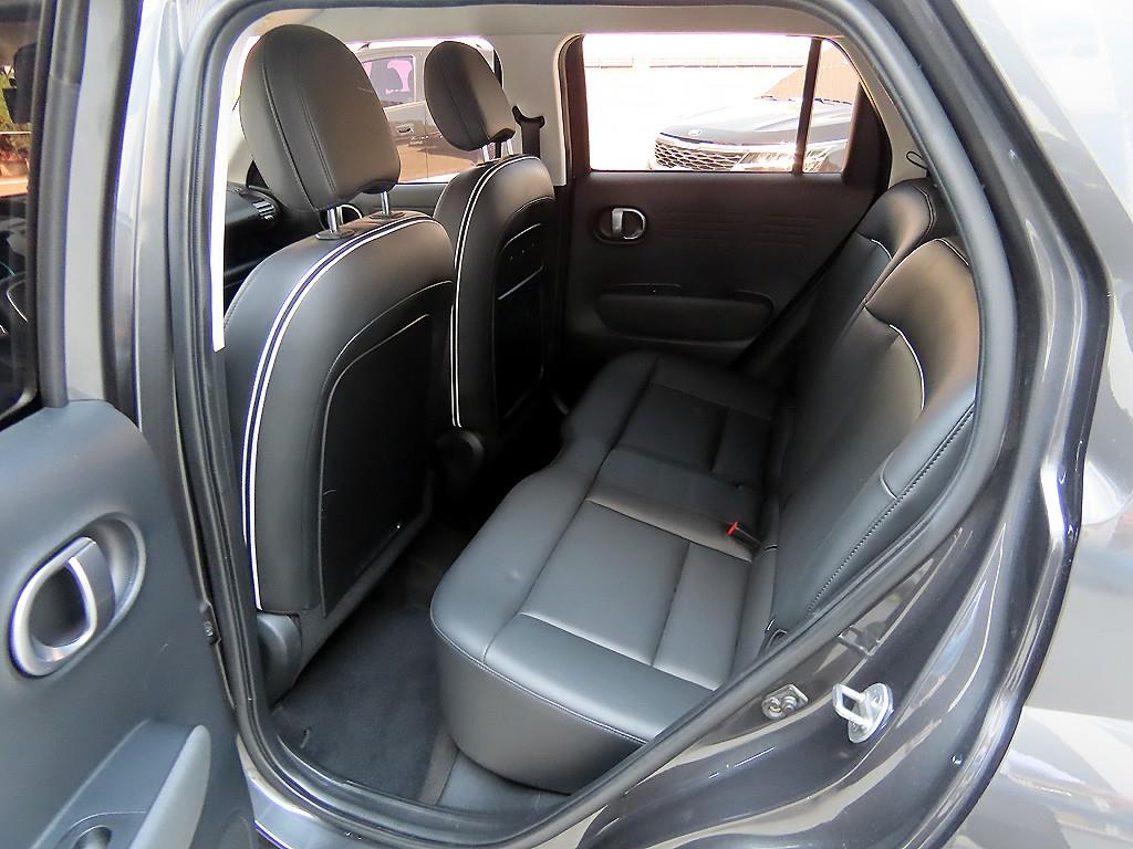 HYUNDAI Casper - Vista 6