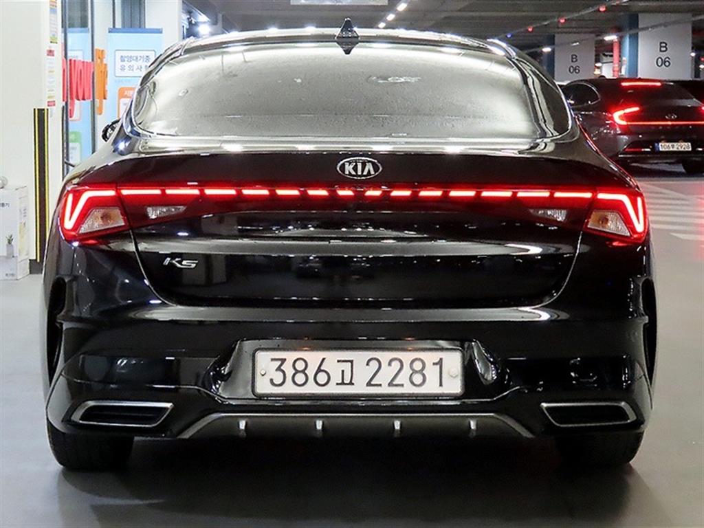 KIA K5 - Vista 5