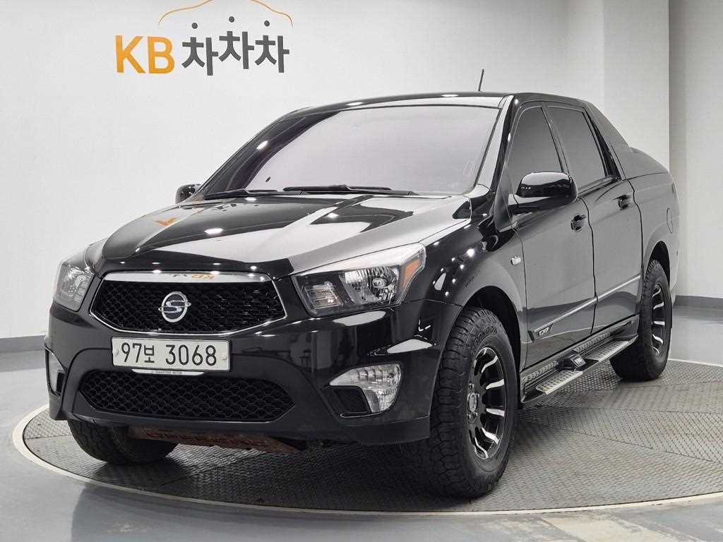 Ssangyong Korando 2014 Negro - Importación desde Corea - HF Imports Iquique - Foto 1