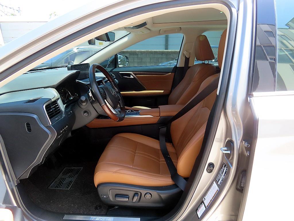 Lexus RX - Vista 5