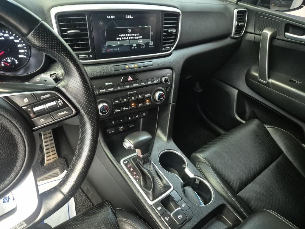 KIA Sportage - Vista 10