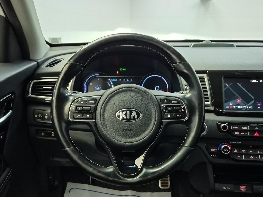 KIA Niro - Vista 9