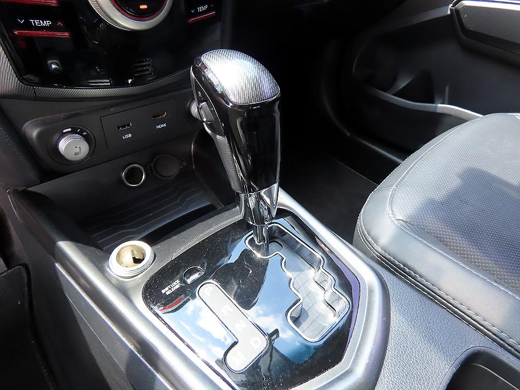 Ssangyong Tivoli - Vista 11
