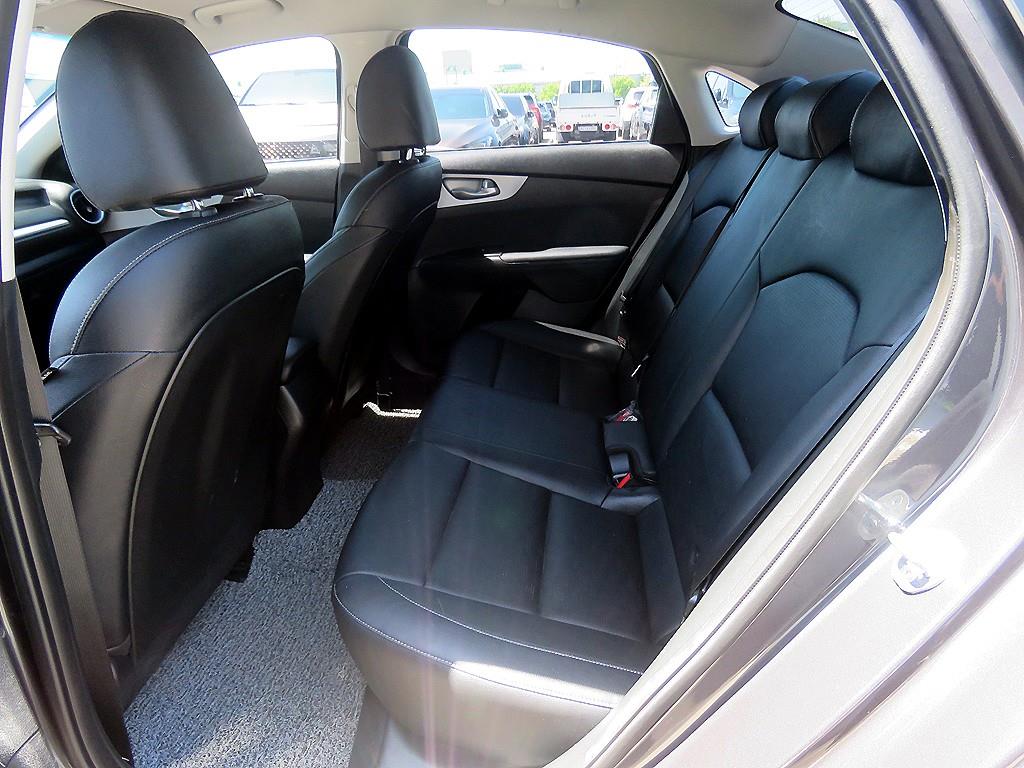 KIA K3 - Vista 6
