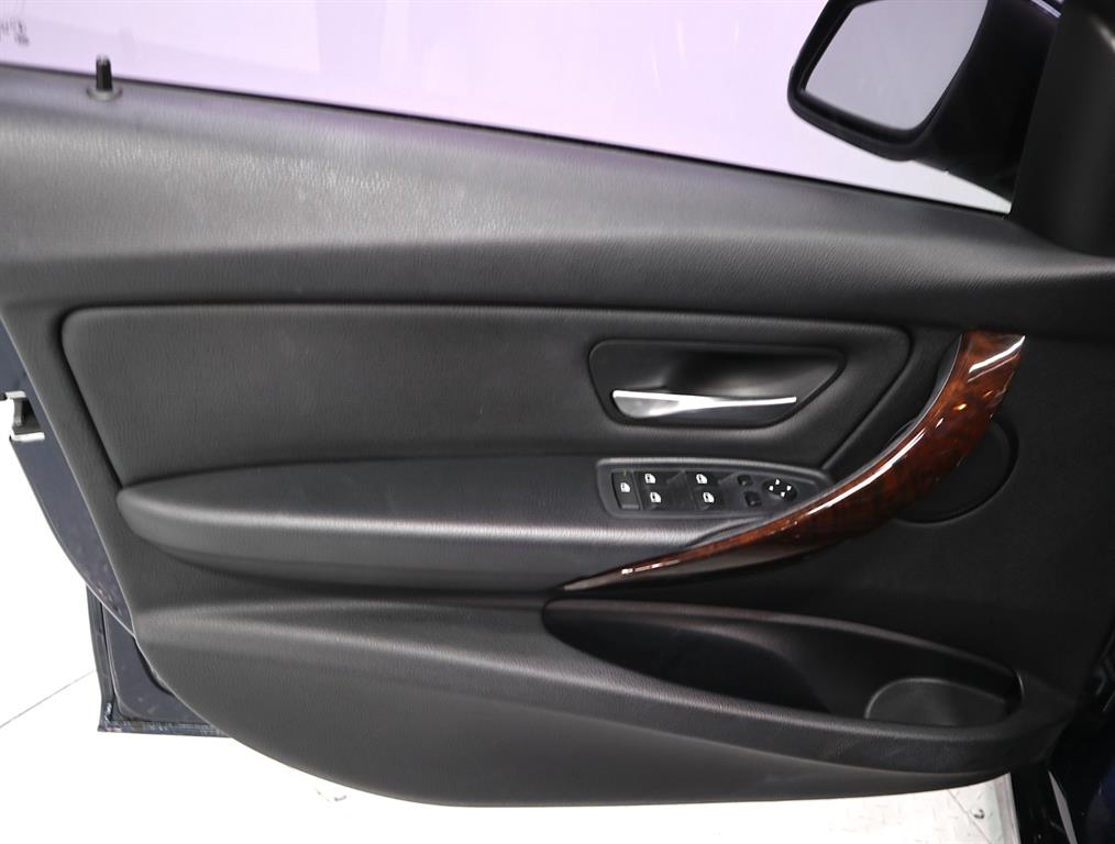 BMW 3 series - Vista 8