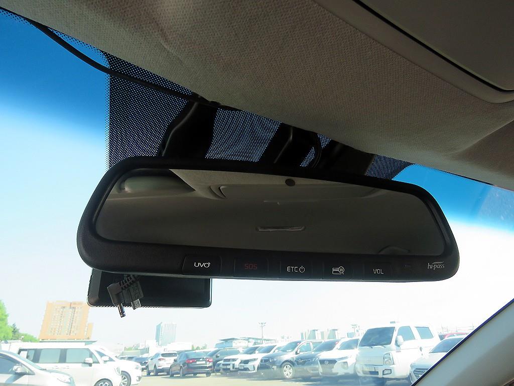 KIA K3 - Vista 12