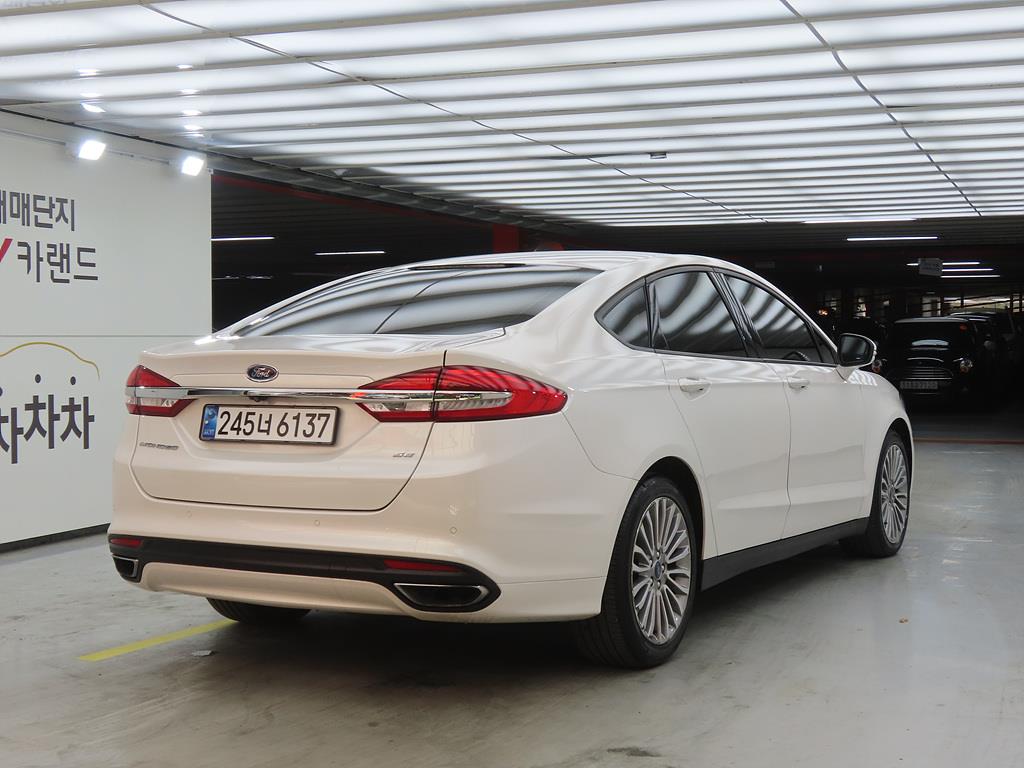 Ford Mondeo - Vista 4