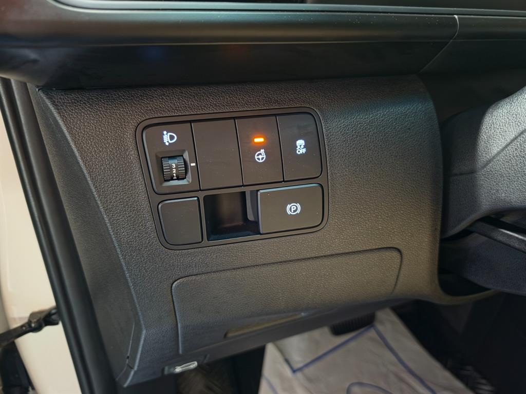 HYUNDAI Staria - Vista 8