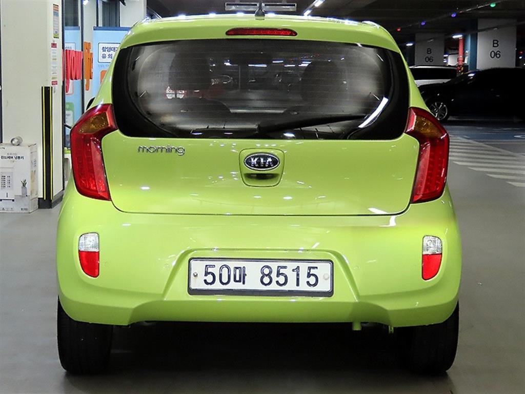 KIA Morning - Vista 5