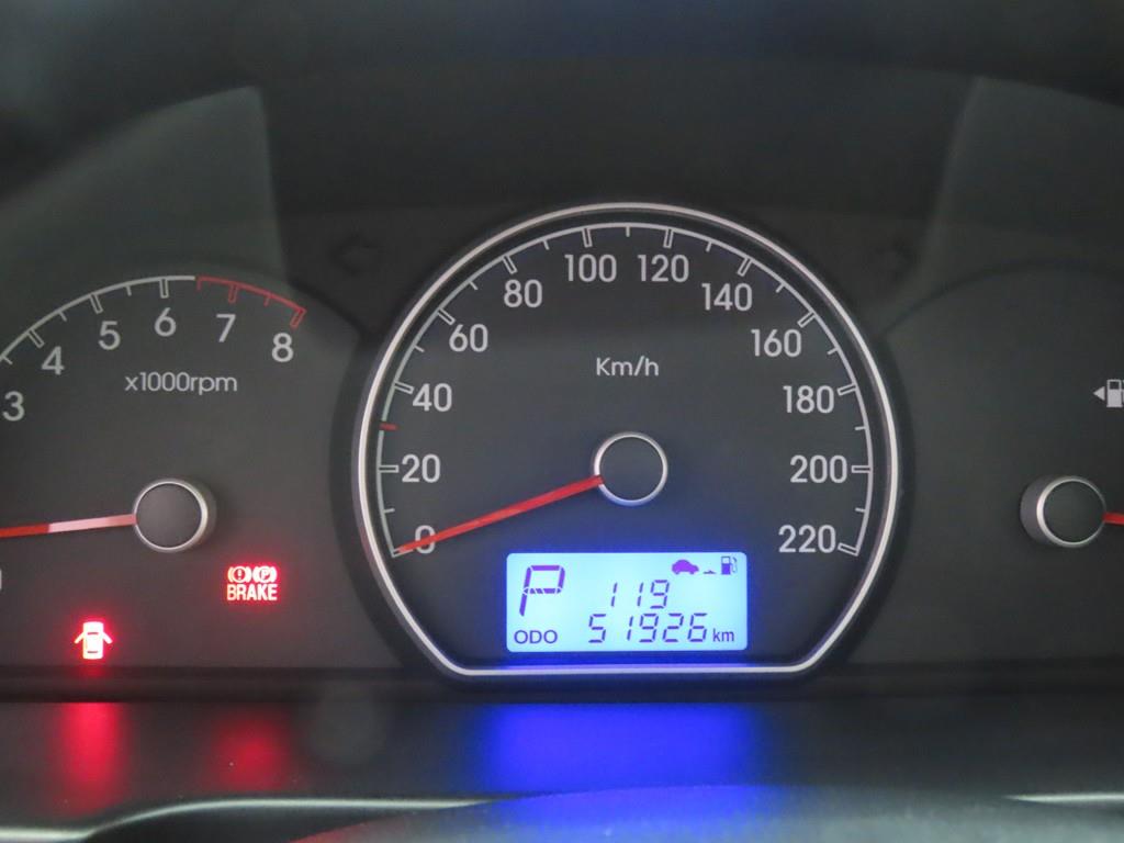 HYUNDAI Avante - Vista 8