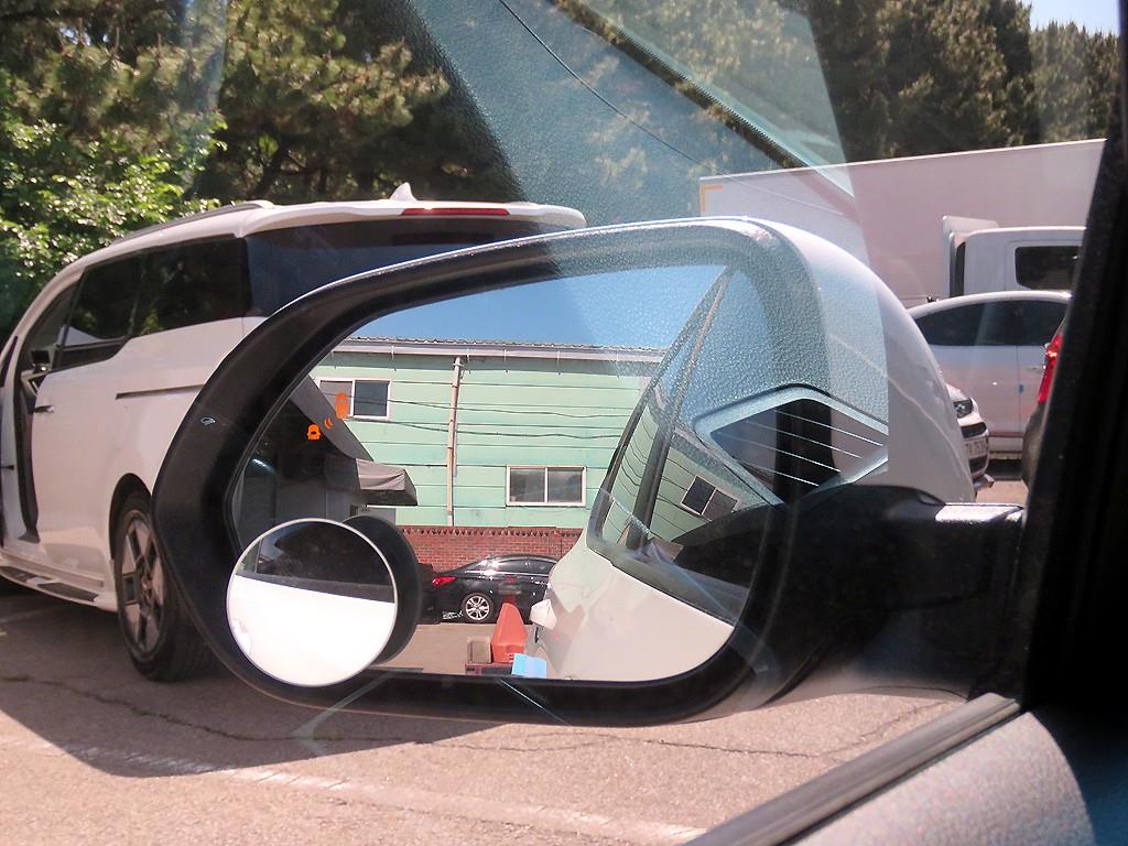 KIA Seltos - Vista 6