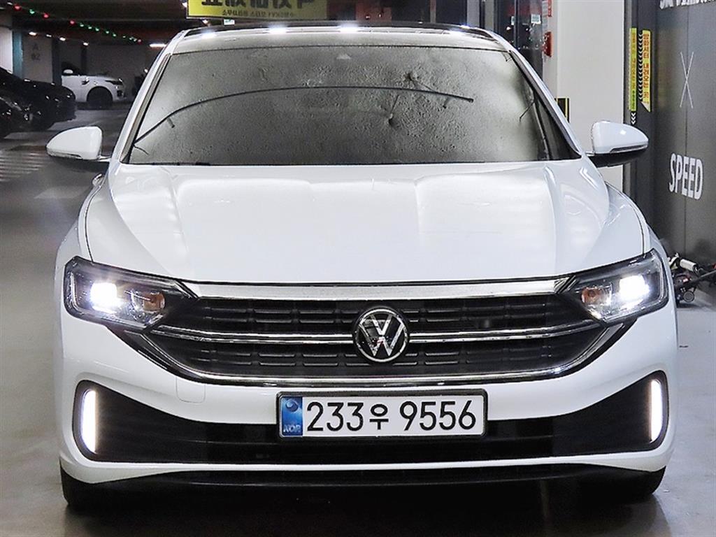 Volkswagen Jetta - Vista 2
