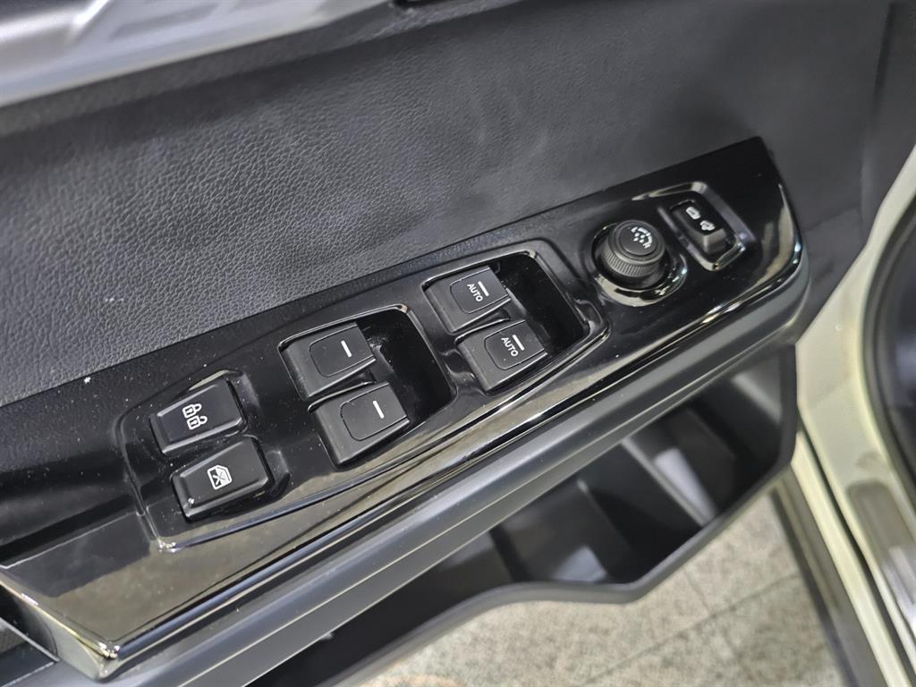 Ssangyong Torres - Vista 11