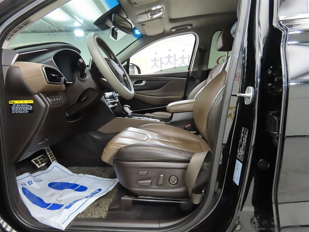 HYUNDAI Santa Fe - Vista 5