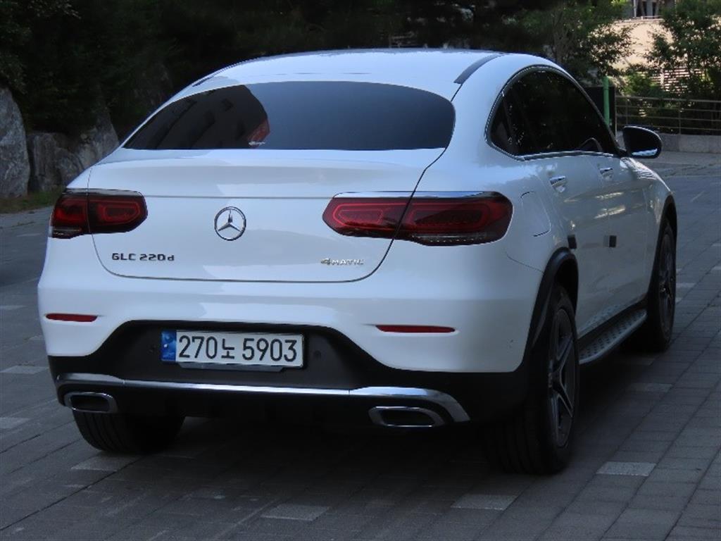 Mercedes Benz GLC Class - Vista 5