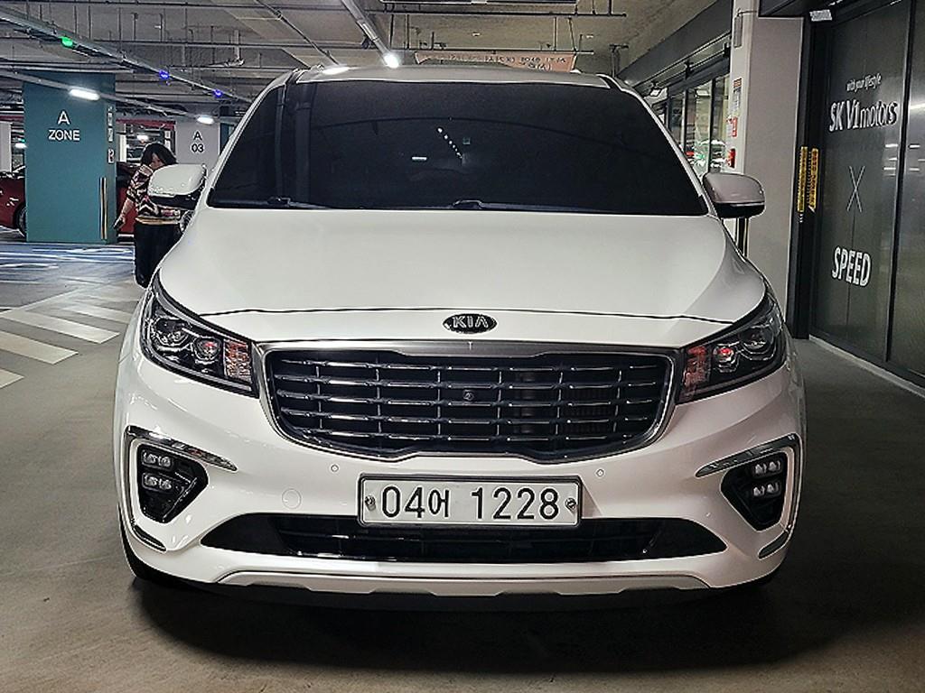 KIA Carnival - Vista 2