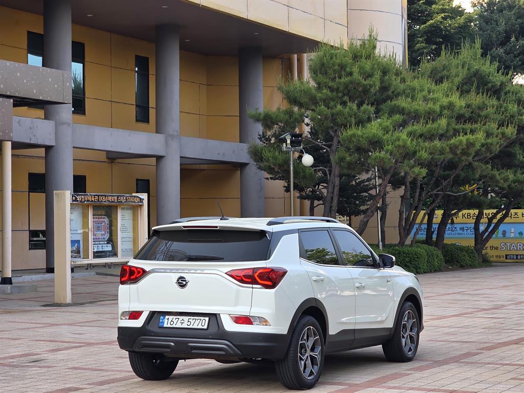 Ssangyong Korando - Vista 6