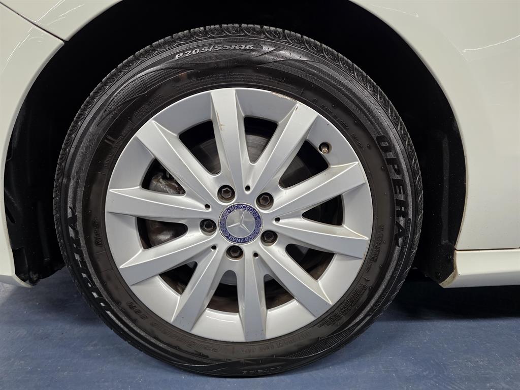 Mercedes Benz A Class 2014 Blanco - Importación desde Corea - HF Imports Iquique - Foto 18