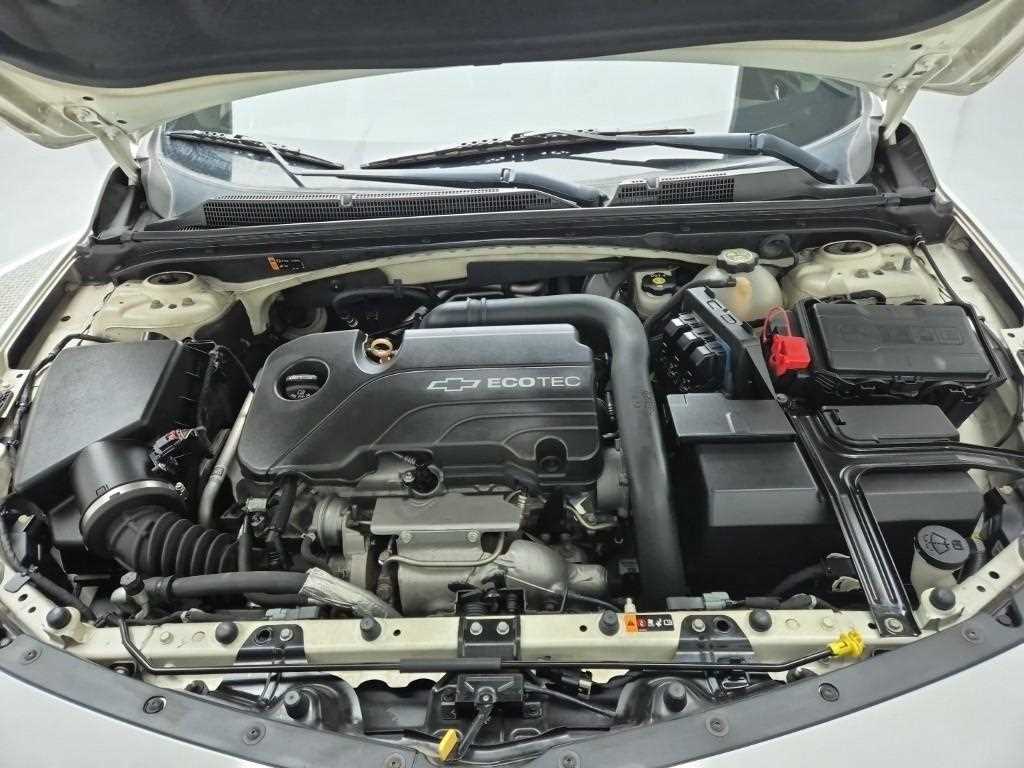 Chevrolet Malibu - Vista 5