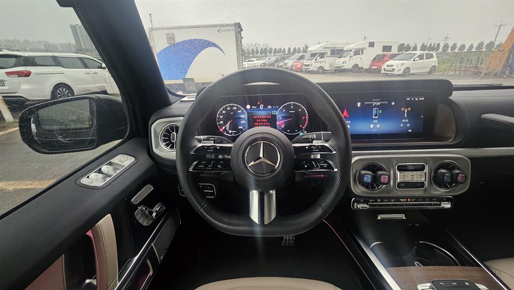 Mercedes Benz G Class (G Wagen) - Vista 11