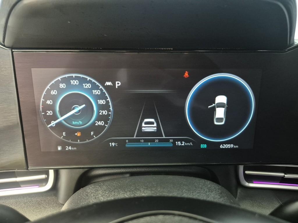 HYUNDAI Avante - Vista 6