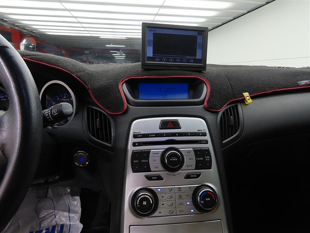 HYUNDAI Genesis - Vista 7