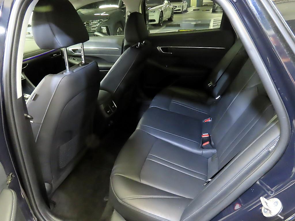 HYUNDAI Sonata - Vista 7