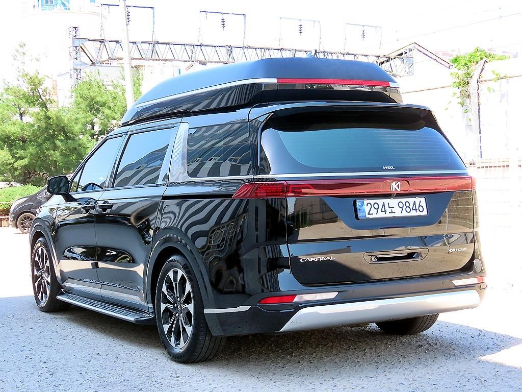 KIA Carnival - Vista 3